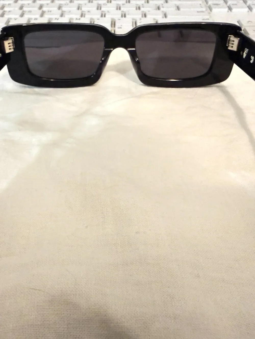 Off-White off white